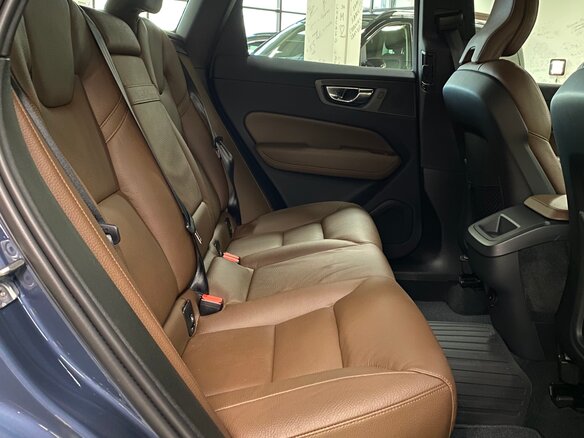 2020 Volvo XC60, голубой - вид 35