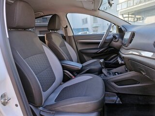 2024 Lada (ВАЗ) Vesta I Рестайлинг (NG), белый, 1111000 рублей, вид 4