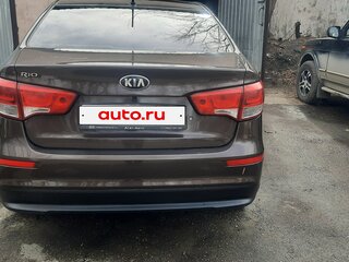 2016 Kia Rio III Рестайлинг, коричневый, 1300000 рублей, вид 4