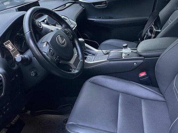 2019 Lexus NX 300 I Рестайлинг, чёрный, 5900000 рублей - вид 10