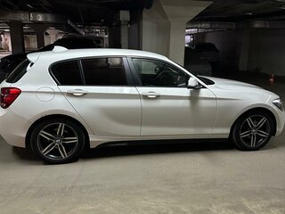 2012 BMW 1 серии 118i II (F20/F21), белый, 1100000 рублей, вид 3