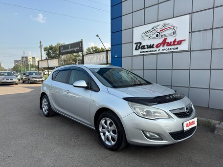 Opel Astra J