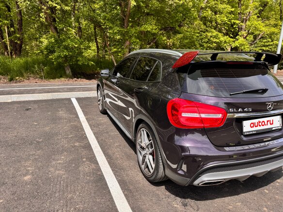 2014 Mercedes-Benz GLA AMG 45 AMG I (X156), фиолетовый, 2500000 рублей - вид 15