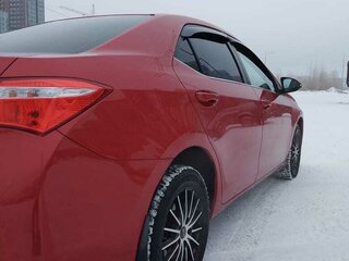 2015 Toyota Corolla XI (E160, E170, E180), красный, 1690000 рублей, вид 4