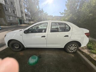 2021 Renault Logan II Рестайлинг, белый, 850000 рублей, вид 3