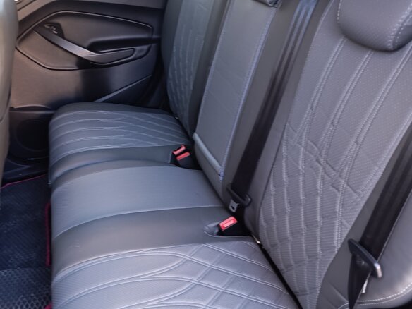 2017 Ford Kuga II Рестайлинг, серый, 1575000 рублей - вид 13