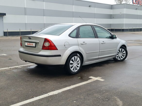 2005 Ford Focus II, серебристый - вид 3