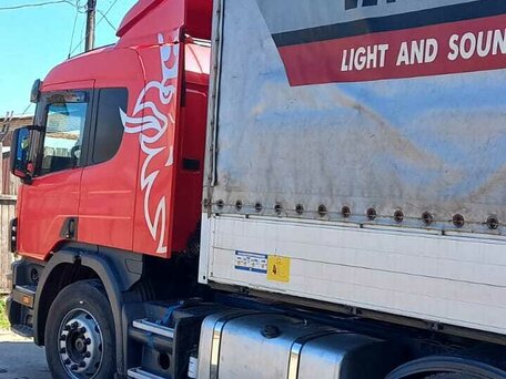 2006 Scania P-series, красный, 4000000 рублей, вид 2
