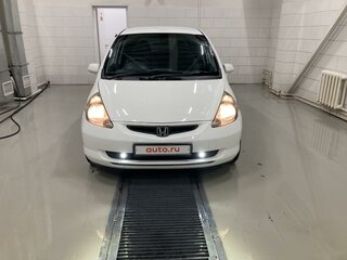 2004 Honda Fit I, белый, 400000 рублей, вид 2