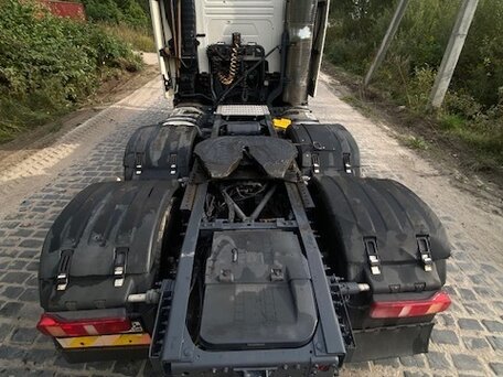 2008 Volvo FH, белый, 2850000 рублей, вид 2