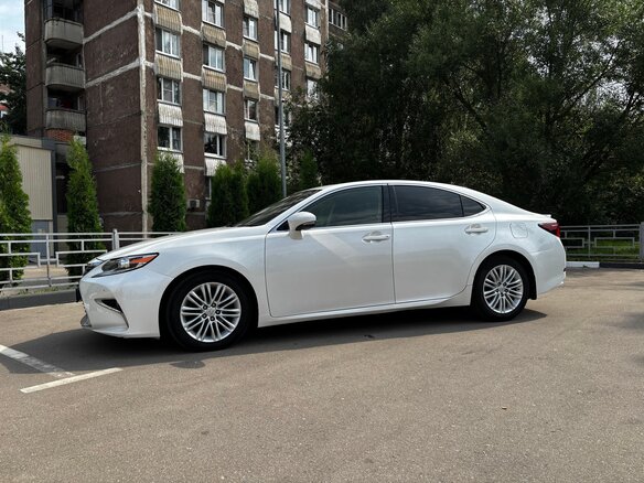 2016 Lexus ES 200 VI Рестайлинг, белый, 2660000 рублей - вид 10