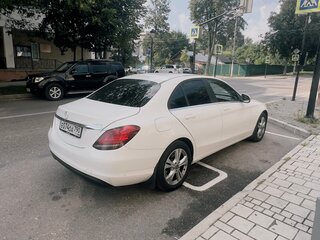 2018 Mercedes-Benz C-Класс 200 IV (W205) Рестайлинг, белый, 2500000 рублей, вид 2