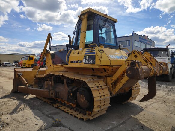 2008 Komatsu D65, жёлтый - вид 4