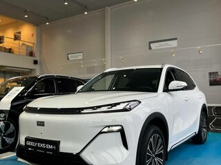 2026 Geely EX5 Гибрид EM-i, белый, 3969990 рублей, вид 4