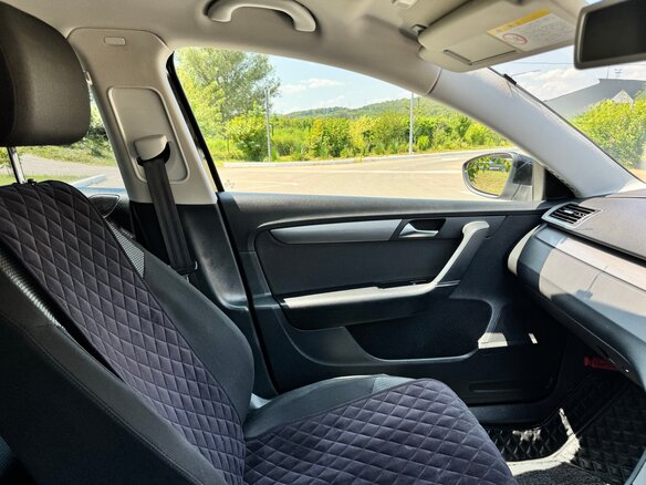 2012 Volkswagen Passat B7, чёрный, 1111110 рублей - вид 25