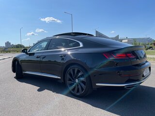 2018 Volkswagen Arteon I, чёрный, 3220000 рублей, вид 5