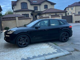 2021 Porsche Cayenne III, чёрный, 11700000 рублей, вид 3