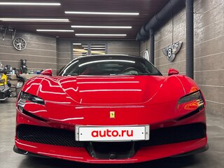 2023 Ferrari SF90 Stradale, красный, 45000000 рублей, вид 3