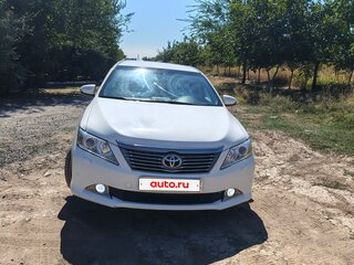 2012 Toyota Camry VII (XV50), белый, 1500000 рублей, вид 1