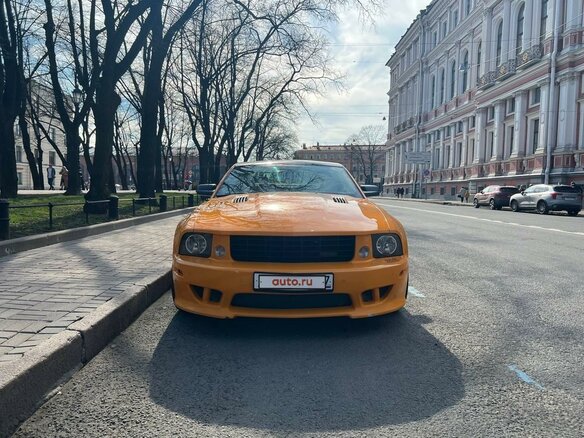 2008 Ford Mustang V, оранжевый, 3400000 рублей - вид 5