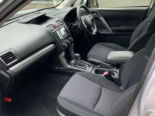 2012 Subaru Forester IV, серый, 1300000 рублей, вид 4