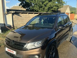 2016 Volkswagen Tiguan I Рестайлинг, коричневый, 1999999 рублей, вид 2