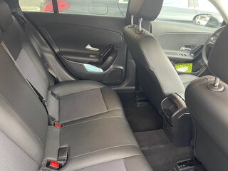2020 Mercedes-Benz CLA 180 d II (C118, X118), серый, 3400000 рублей, вид 4