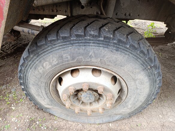 2022 IVECO-Hongyan 8x4 (CQ3406), красный, 1152158 рублей - вид 11