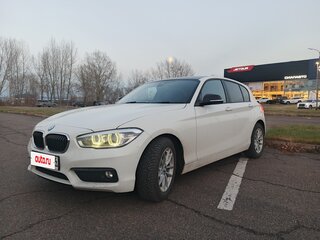 2015 BMW 1 серии 118i II (F20/F21) Рестайлинг, белый, 1450000 рублей, вид 3