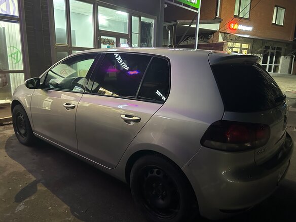 2010 Volkswagen Golf VI, серебристый, 1300000 рублей - вид 19