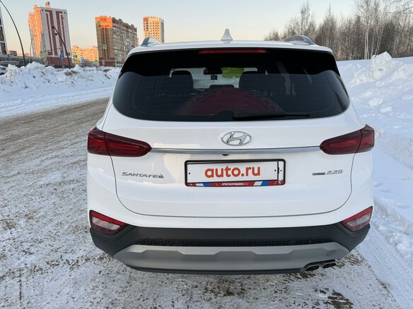 2018 Hyundai Santa Fe IV, белый, 5100000 рублей - вид 6
