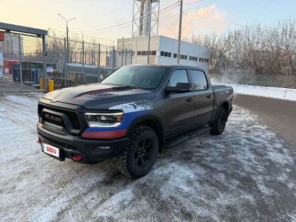2024 Ram 1500 Quad Cab eTorque V, серый, 10590000 рублей