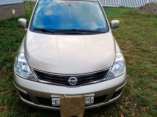 2011 Nissan Tiida I Рестайлинг, бежевый, 880000 рублей, вид 3