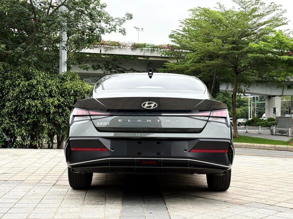 2023 Hyundai Elantra VII (CN7), серый - вид 4
