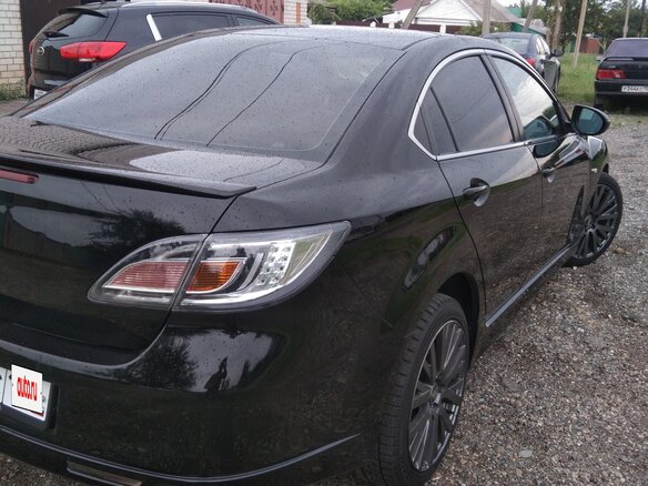 2008 Mazda 6 II (GH), чёрный, 880000 рублей - вид 2