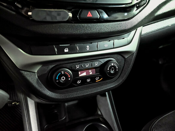 2021 Lada (ВАЗ) Vesta SW Cross I, серебристый, 1250000 рублей - вид 16