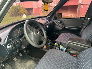 2010 Chevrolet Niva I Рестайлинг, серый, 600000 рублей, вид 5