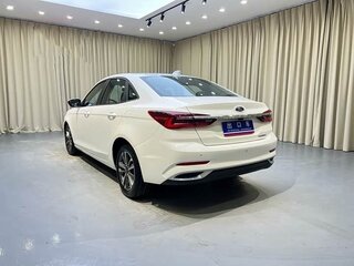 2022 Ford Focus IV Рестайлинг (China Market), белый, 1522055 рублей, вид 4
