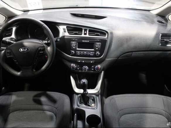 2013 Kia Ceed II, серебристый, 880000 рублей - вид 4