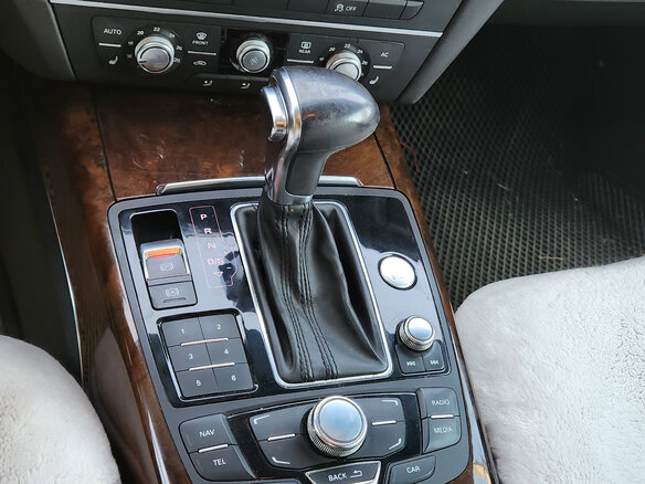 2013 Audi A6 IV (C7), чёрный, 1650000 рублей - вид 10