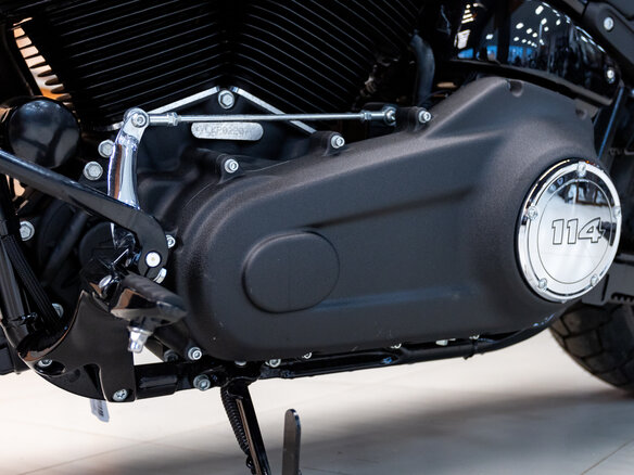2024 Harley-Davidson Fat Bob, красный, 2700000 рублей - вид 24