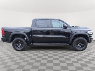 2025 Ram 1500 RHO V Рестайлинг, чёрный, 12116026 рублей, вид 3