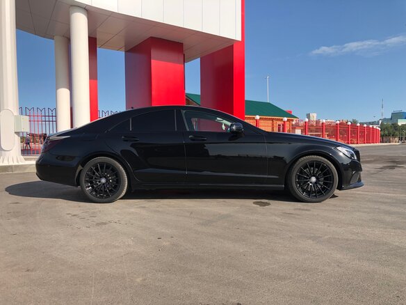 2015 Mercedes-Benz CLS 350 BlueTEC II (C218) Рестайлинг, чёрный - вид 2