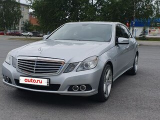 2009 Mercedes-Benz E-Класс 200 IV (W212, S212, C207), серебристый, 1200000 рублей, вид 1