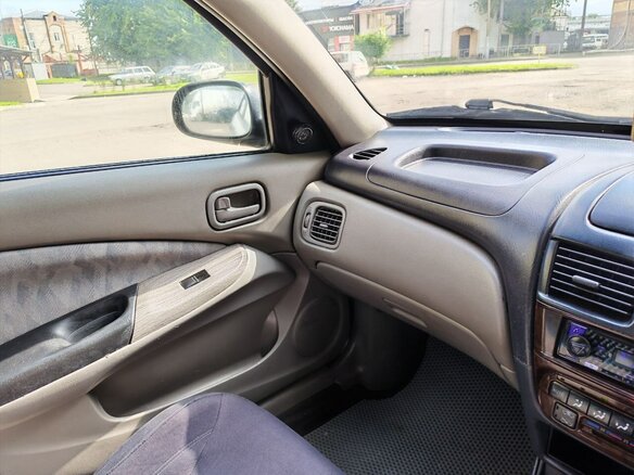 2001 Nissan Sunny Asian Market N16, серый, 290000 рублей - вид 12