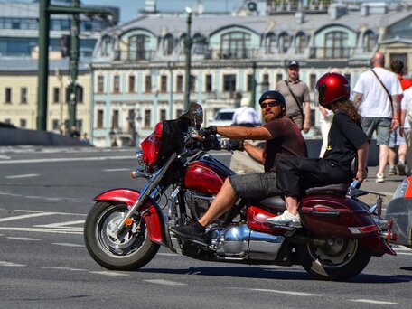 2007 Suzuki Boulevard C90, красный, 495000 рублей, вид 1