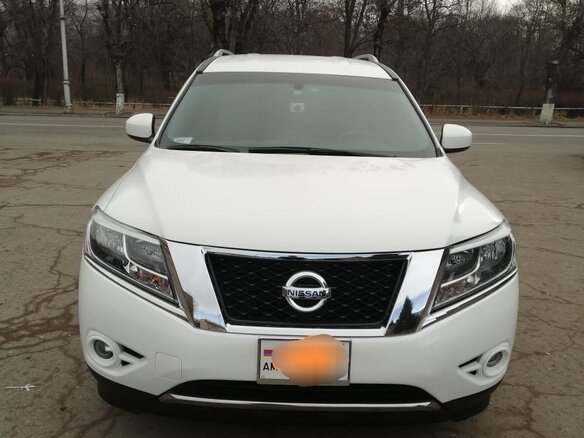 2016 Nissan Pathfinder IV, белый, 1450000 рублей