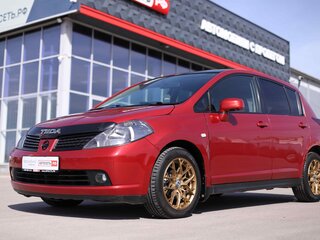 2005 Nissan Tiida I, красный, 680000 рублей, вид 1