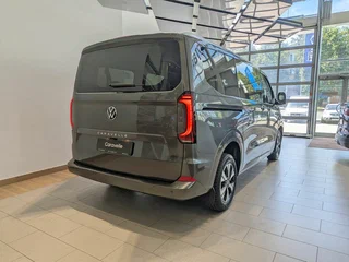 2026 Volkswagen Caravelle T7, серый, 10490000 рублей, вид 5