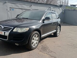2007 Volkswagen Touareg I Рестайлинг, чёрный, 870000 рублей, вид 1